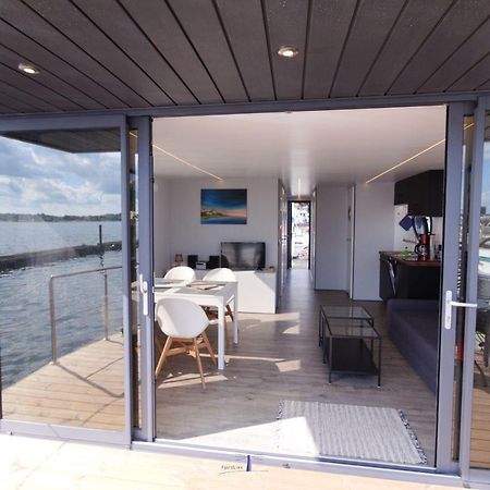 Hausboot Fjord Nordstern Mit Dachterrasse In Schleswig Hotel ภายนอก รูปภาพ